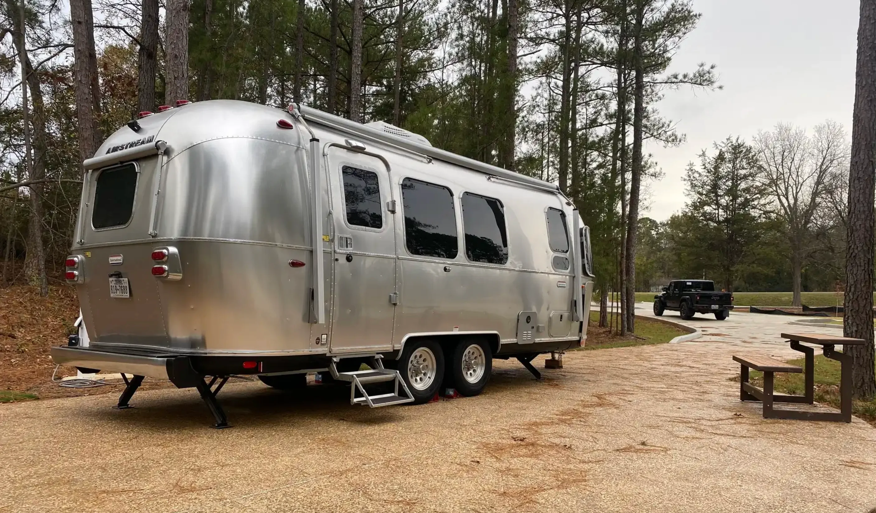 How Much Does a Trailer Weigh? Complete Weight and Towing Guide